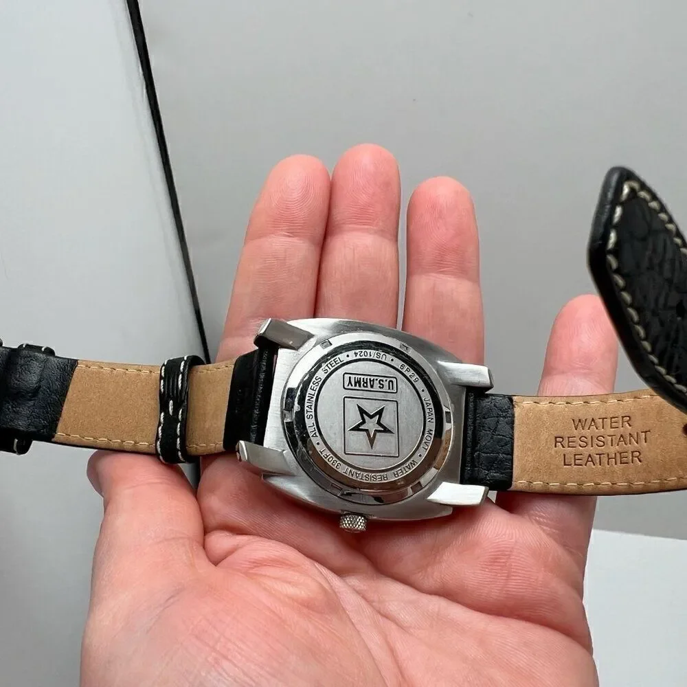 U.S. Army Watch Leather Stainless Steel Water Resistant US/1024 6P29 Hard Case